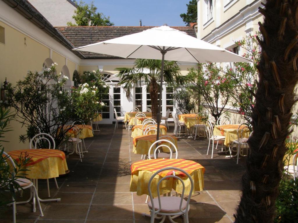 Hotel Landhaus Fuhrgassl-Huber Viena Exterior foto