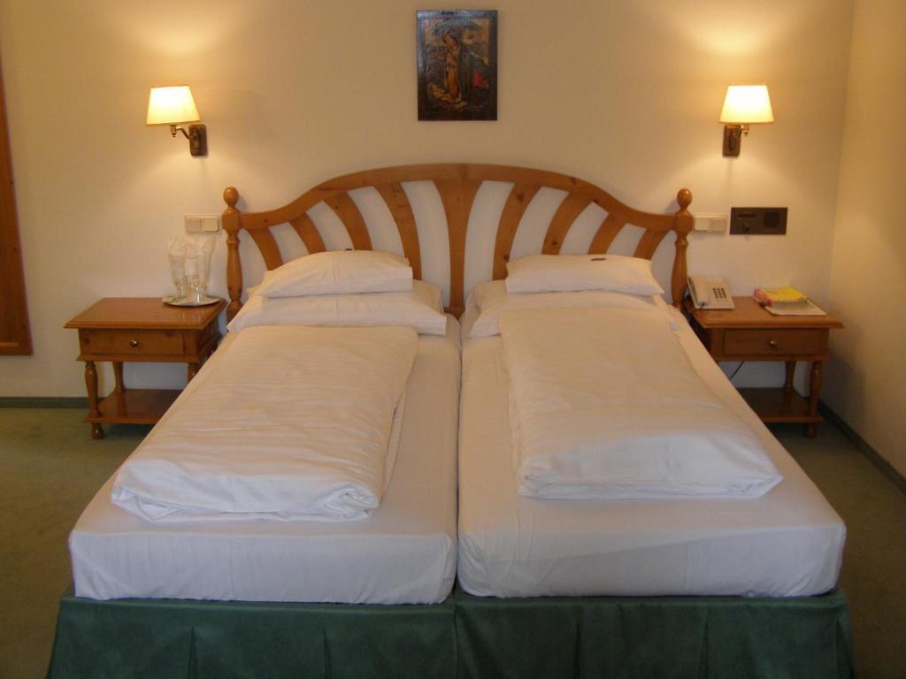 Hotel Landhaus Fuhrgassl-Huber Viena Habitación foto